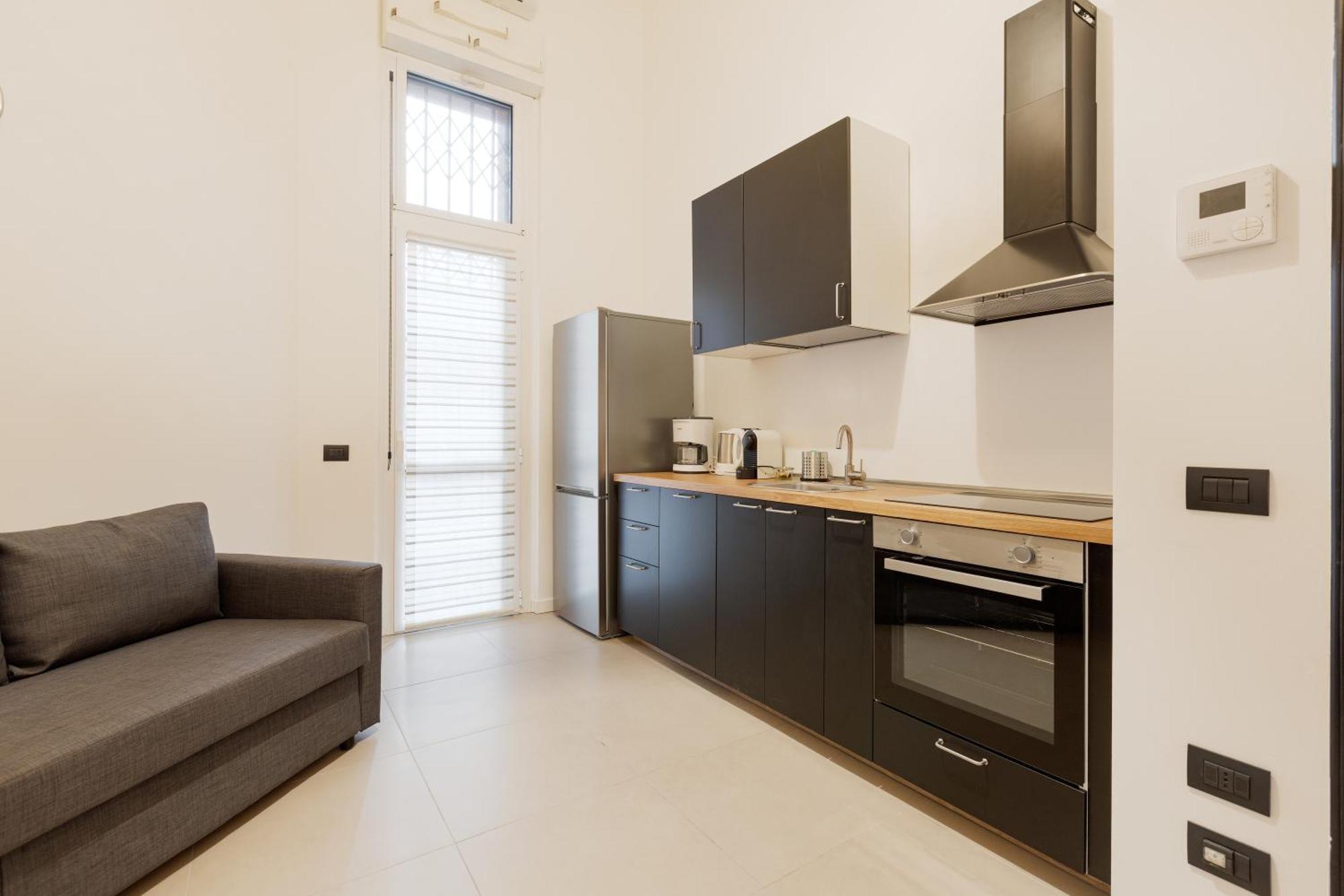 Apartmán Cozy Corner With Balcony And Private Garage! Milán Exteriér fotografie